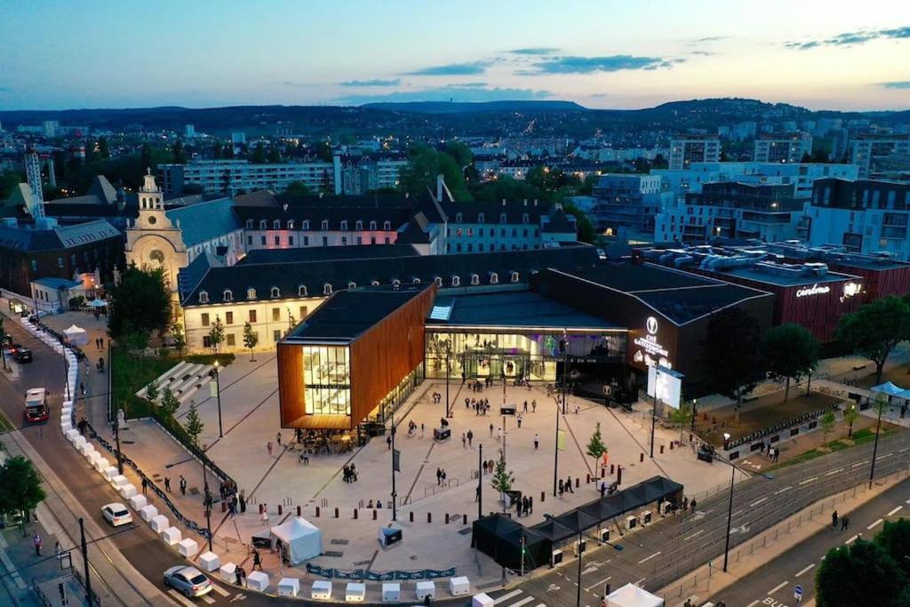 Ferienwohnung Le Jade : Au Coeur Du Centre Historique Dijon Exterior foto